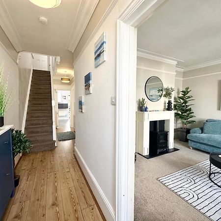The Capstone Retreat - Beautiful Detached Family Home By Coastline Retreats, Arcade Machine, Parking, Bbq Bournemouth Bagian luar foto