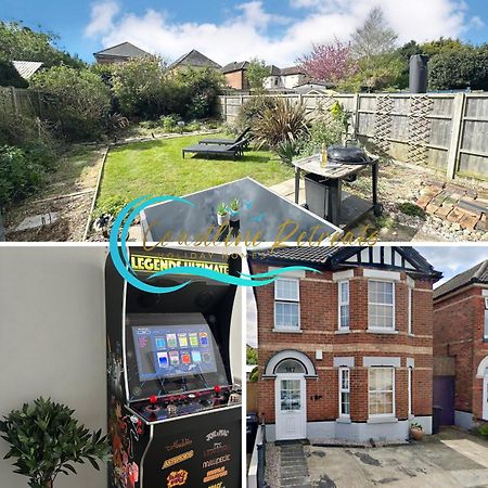 The Capstone Retreat - Beautiful Detached Family Home By Coastline Retreats, Arcade Machine, Parking, Bbq Bournemouth Bagian luar foto